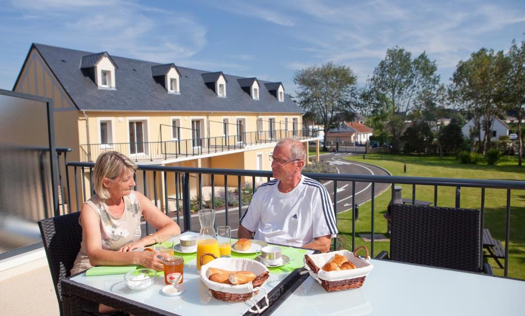 Residence Le Bois Flotte Merville-Franceville-Plage Oda fotoğraf